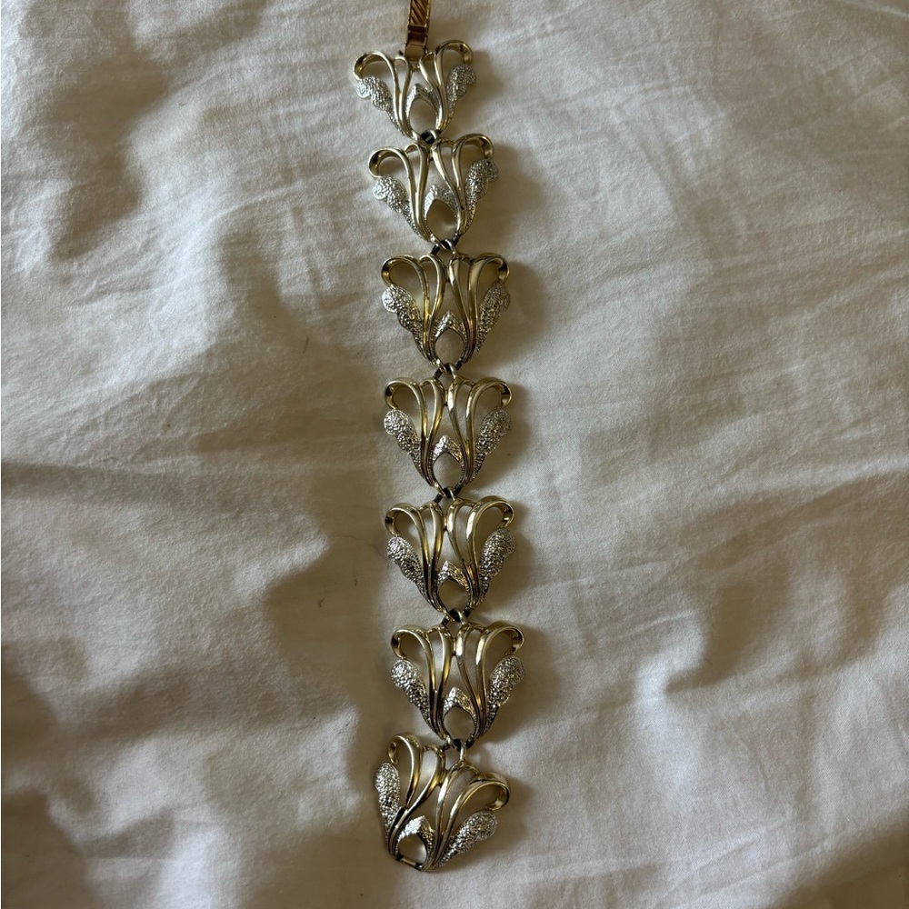 Sarah Coventry Vintage Gold and Silver Floral Bracelet - Picture 2 of 6
